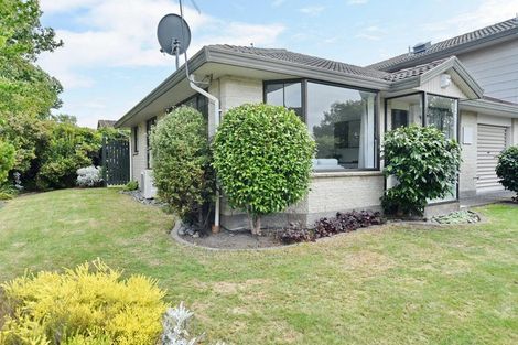 Photo of property in 1/20 Montclare Avenue, Ilam, Christchurch, 8041