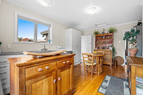 Photo of property in 62 Hutcheson Street, Mayfield, Blenheim, 7201