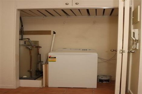 Photo of property in Terrace Tower Apartments, 13c/126 The Terrace, Wellington Central, Wellington, 6011