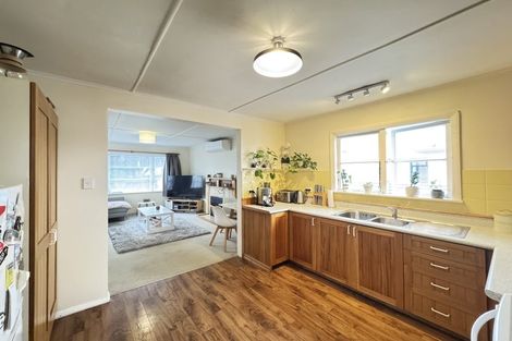 Photo of property in 102 Derby Street, Feilding, 4702