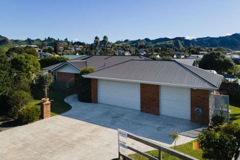 Photo of property in 9 Longboard Drive, Waihi Beach, 3611