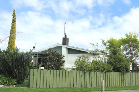 Photo of property in 2 Shelley Crescent, Stoke, Nelson, 7011