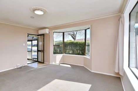 Photo of property in 5 Ballymena Drive, Belfast, Christchurch, 8051