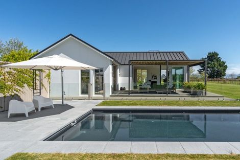Photo of property in Dublin Street, Martinborough, 5711