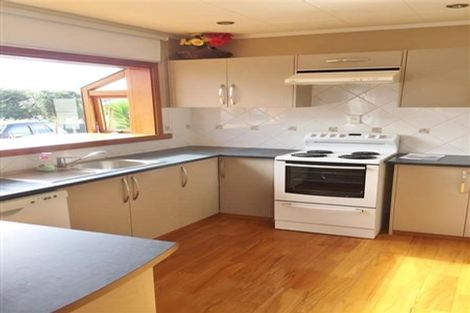 Photo of property in 12 Sheffield Place, Springvale, Whanganui, 4501