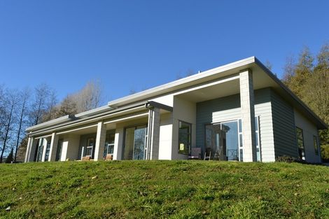 Photo of property in 191 Cormacks-kia Ora Road, Cormacks, Oamaru, 9495