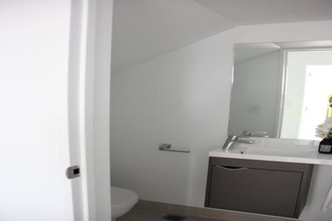 Photo of property in 69 Pepene Avenue, Takanini, 2112