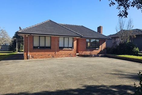 Photo of property in 144 Lincoln Road, Henderson, Auckland, 0610
