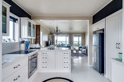 Photo of property in 271 Whirinaki Road, Eskdale, Napier, 4182