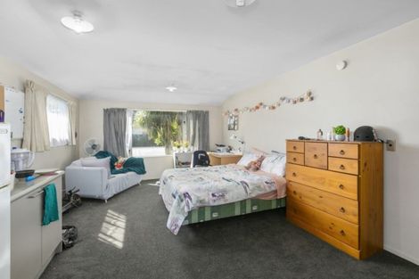 Photo of property in 695 Castle Street North, North Dunedin, Dunedin, 9016