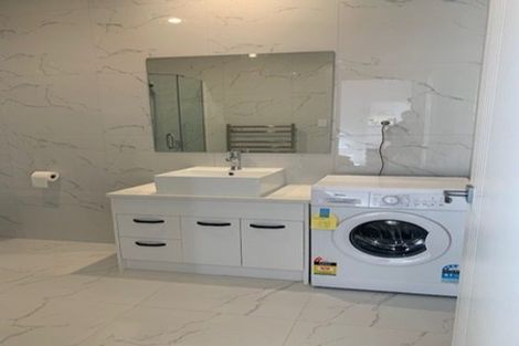 Photo of property in 2 Lavey Road, Flat Bush, Auckland, 2019