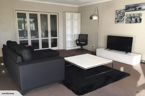 Photo of property in Tower Hill Apartments, 2b/1 Emily Place, Auckland Central, Auckland, 1010