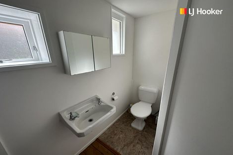 Photo of property in 1 Macnee Street, Mornington, Dunedin, 9011