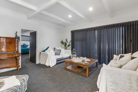 Photo of property in 6 Robertson Street, Glenholme, Rotorua, 3010