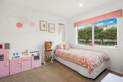 Photo of property in 69 Montgomery Crescent, Kinloch, Taupo, 3377