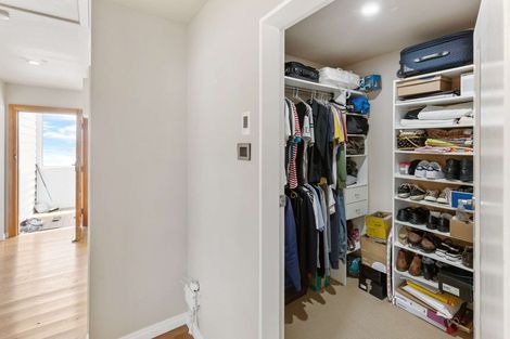 Photo of property in 14 Sheridan Terrace, Johnsonville, Wellington, 6037