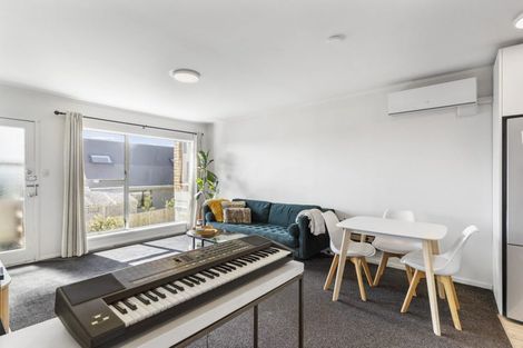 Photo of property in 9/14 Seaview Terrace, Mount Albert, Auckland, 1025