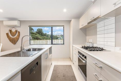 Photo of property in 44a Staithes Drive North, Whitby, Porirua, 5024