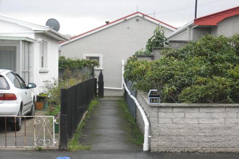 Photo of property in 142 Bay View Road, South Dunedin, Dunedin, 9012