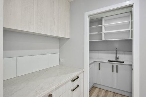 Photo of property in 25 Hudson Place, Paraparaumu, 5032