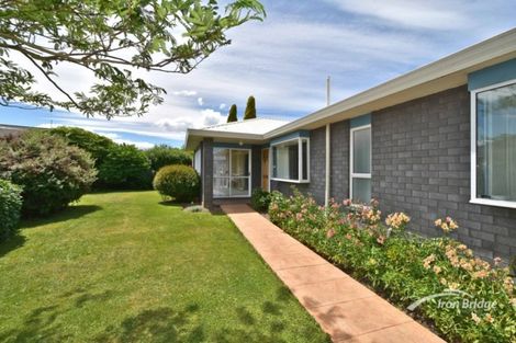 Photo of property in 3 Pyatt Place, Redwood, Christchurch, 8051