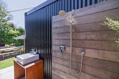 Photo of property in 121 Winslow Place, Matarangi, Whitianga, 3592