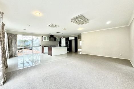 Photo of property in 7 Dromoland Drive, Flat Bush, Auckland, 2019