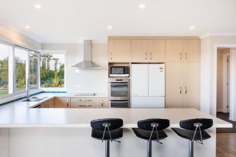 Photo of property in 37 Branksome Place, Aokautere, Palmerston North, 4471