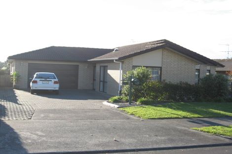 Photo of property in 8 Tington Avenue, Wattle Downs, Auckland, 2103