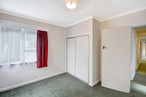 Photo of property in 27 Waldron Crescent, Green Island, Dunedin, 9018