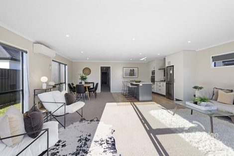 Photo of property in 40 Te Kaeaea Crescent, Wallaceville, Upper Hutt, 5018