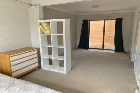 Photo of property in 1/18 Glenwood Avenue, Birkenhead, Auckland, 0626