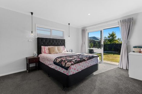 Photo of property in 93 Puhirake Crescent, Pyes Pa, Tauranga, 3112