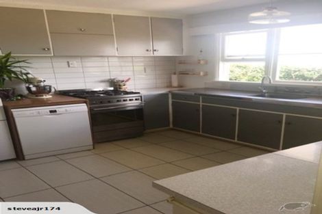 Photo of property in 105 Black Rock Road, Newlands, Wellington, 6037