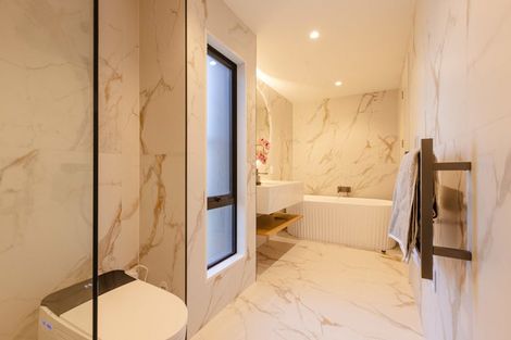 Photo of property in 4/146 Straven Road, Fendalton, Christchurch, 8014