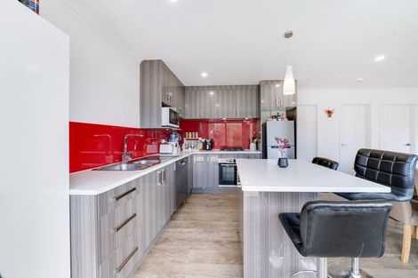 Photo of property in 4a Kelman Road, Kelston, Auckland, 0602