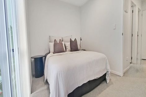 Photo of property in 30 Whai Hua Lane, Mangere Bridge, Auckland, 2022