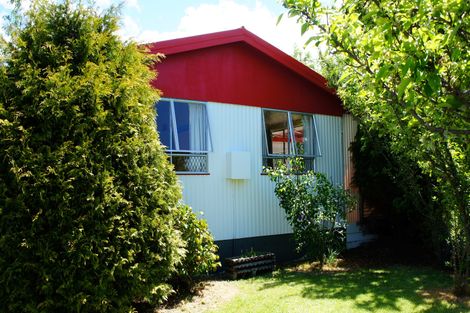 Photo of property in 16 Rata Road, Twizel, 7901