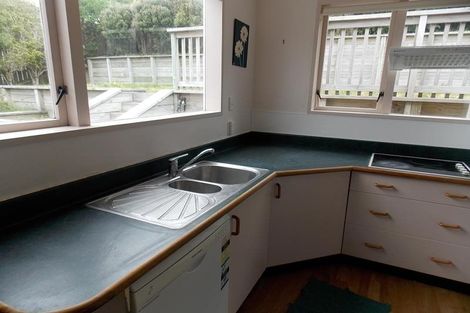 Photo of property in 10 Punjab Street, Khandallah, Wellington, 6035