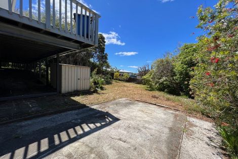 Photo of property in 17 Sumich Place, West Harbour, Auckland, 0618