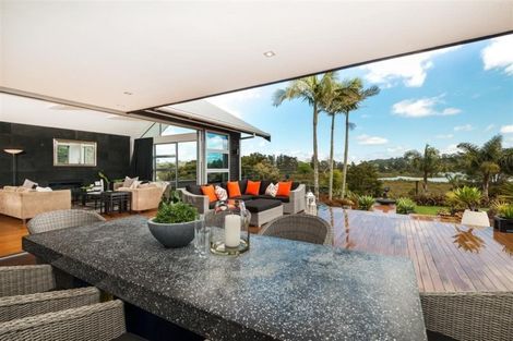 Photo of property in 6 Kerema Way, Schnapper Rock, Auckland, 0632