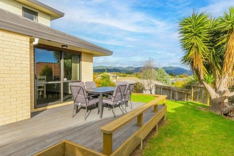 Photo of property in 6 Shearwater Rise, Paraparaumu Beach, Paraparaumu, 5032