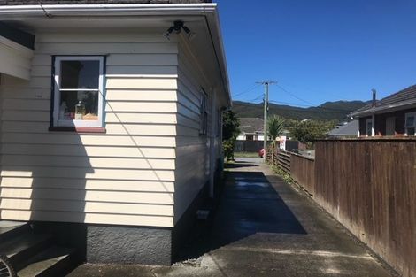 Photo of property in 73 Hall Crescent, Epuni, Lower Hutt, 5011