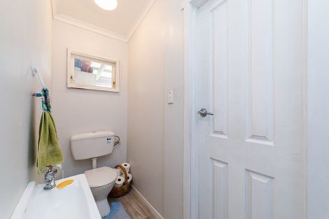 Photo of property in 18 Kowhai Street, Feilding, 4702