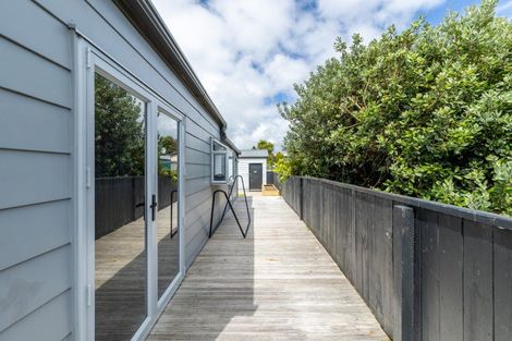 Photo of property in 67a Queen Street, Waitara, 4320