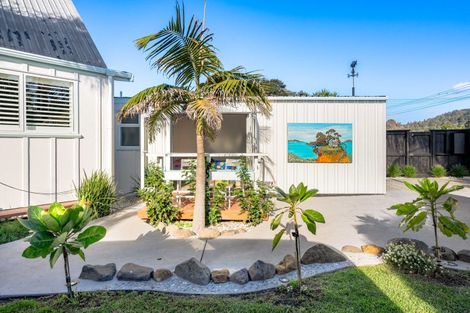 Photo of property in 118a Otahu Road, Whangamata, 3620