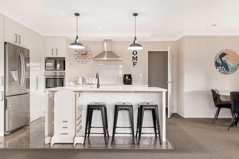 Photo of property in 1 Puketi Lane, Waiuku, 2123