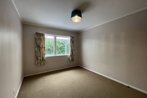 Photo of property in 37 Takapu Street, Henderson, Auckland, 0612