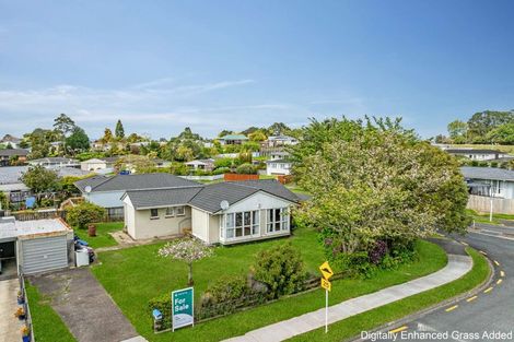 Photo of property in 11 Hamilton Drive, Waiuku, 2123
