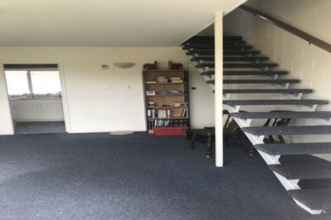 Photo of property in 2/1196 Victoria Street, Whitiora, Hamilton, 3200